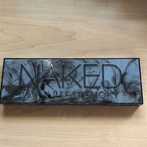 Naked Smokey Palette
